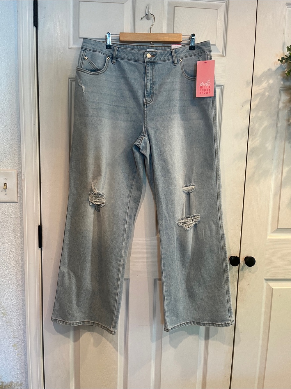 Light Blue Low Rise Boyfriend Distressed Wide-Leg Jeans